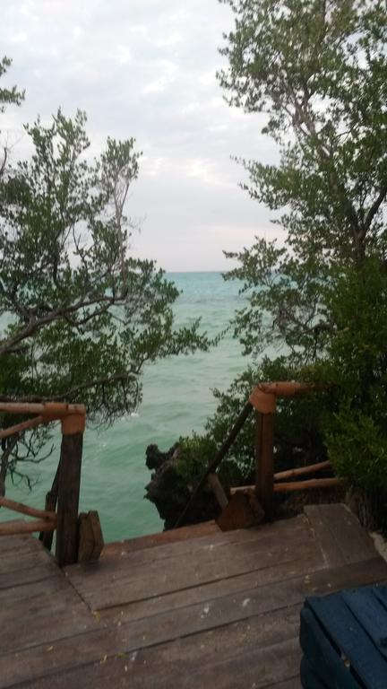 Zanzibar Rock Hotel Bagian luar foto
